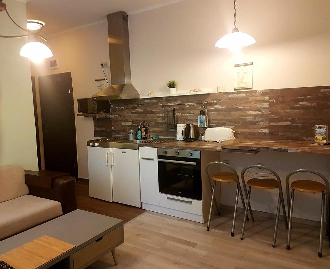 Aheloy Apartments Экстерьер фото