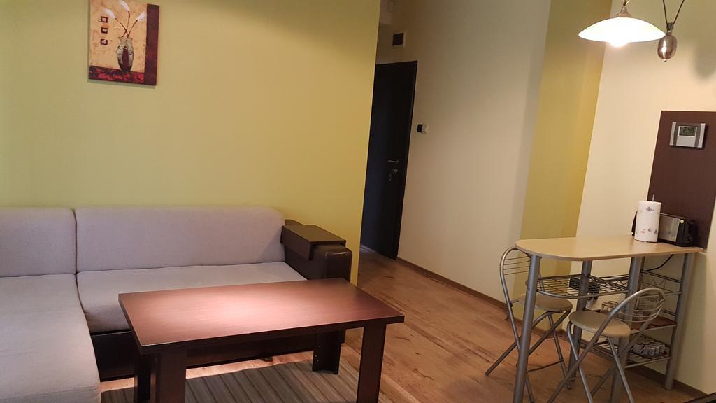 Aheloy Apartments Экстерьер фото