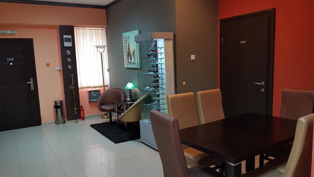 Aheloy Apartments Экстерьер фото